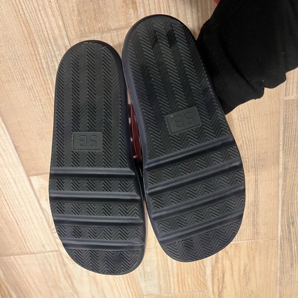 Tory Burch Bubble Jelly Sandal - Picture 5 of 5